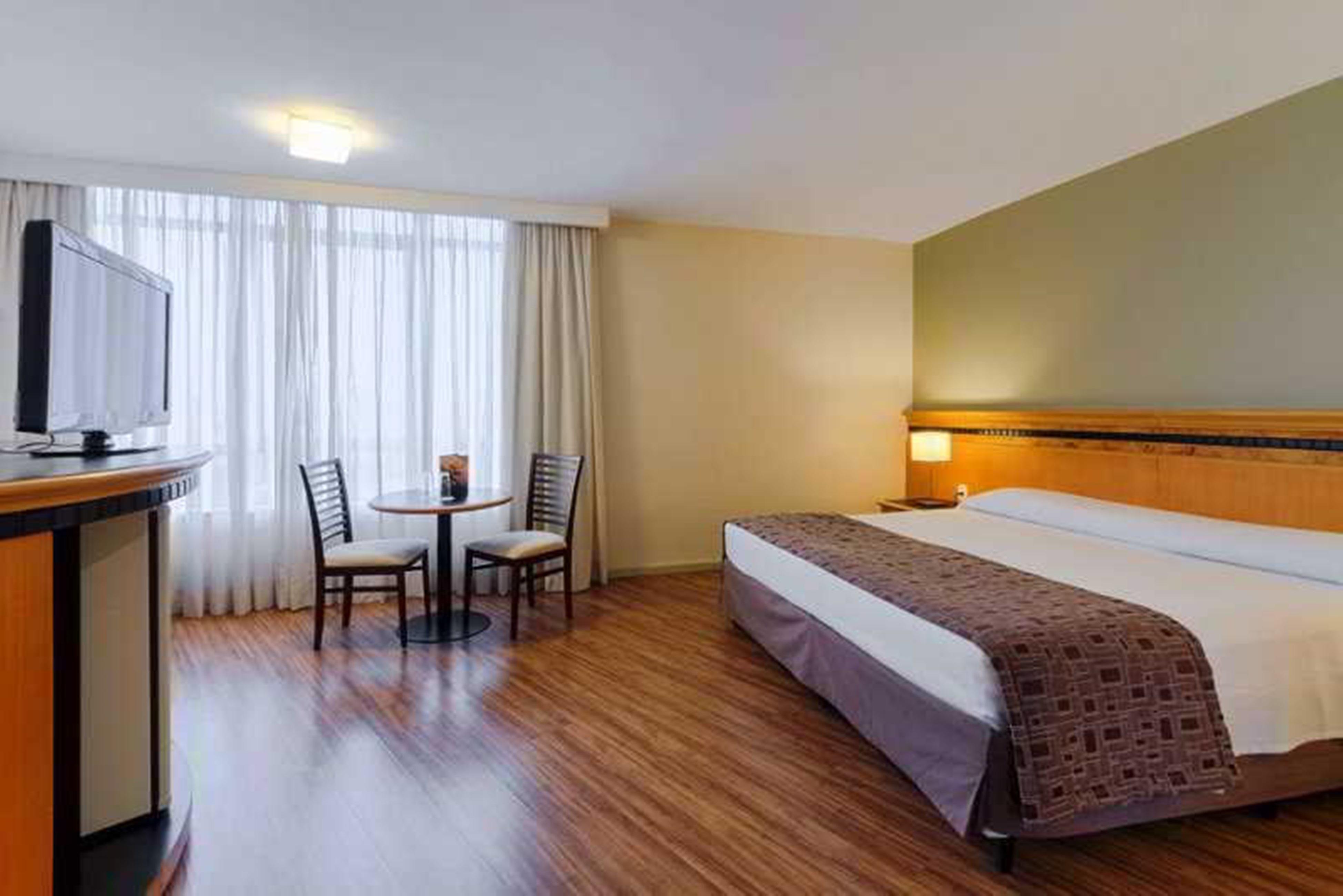 Hotel Golden Park Internacional Foz & Convencoes By Nacional Inn Foz do Iguaçu Eksteriør billede